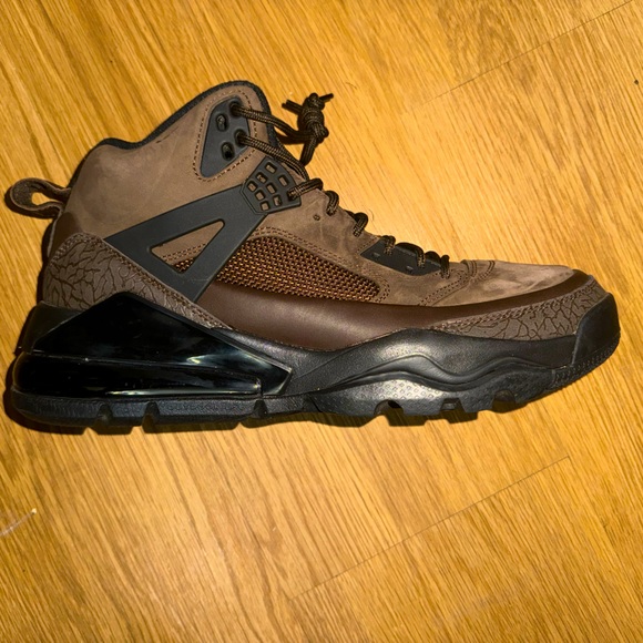 Jordan - Picture 1 of 5